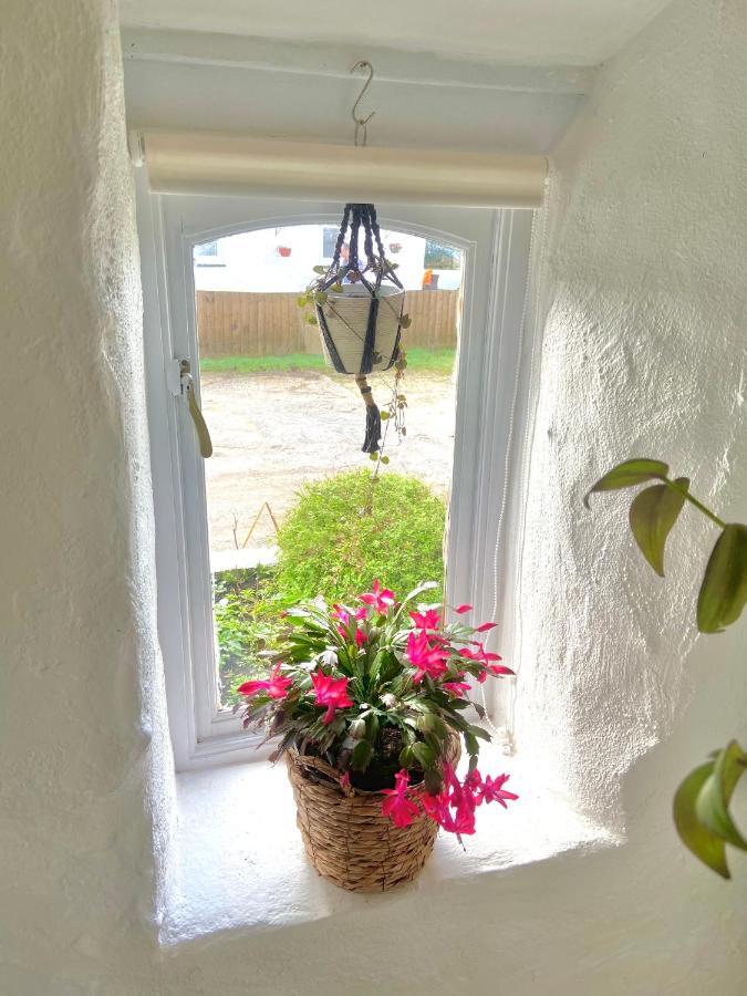 Idyllic Cornish Cottage, Superking Bed, Private Garden Dogs Welcome 트루로 외부 사진