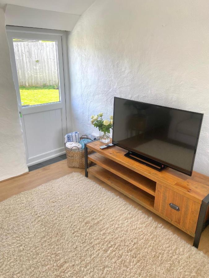 Idyllic Cornish Cottage, Superking Bed, Private Garden Dogs Welcome 트루로 외부 사진