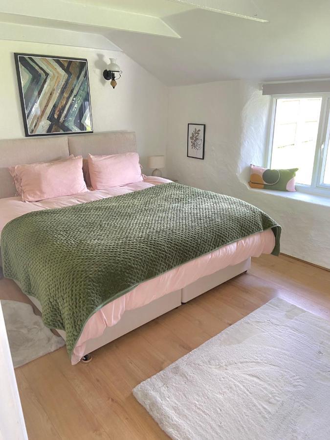 Idyllic Cornish Cottage, Superking Bed, Private Garden Dogs Welcome 트루로 외부 사진
