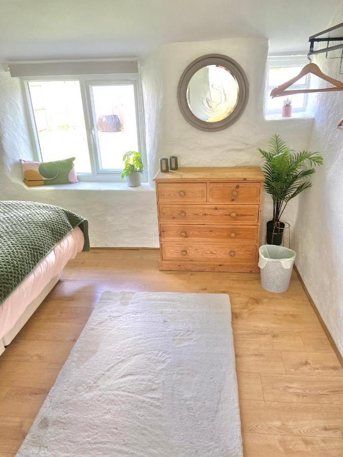 Idyllic Cornish Cottage, Superking Bed, Private Garden Dogs Welcome 트루로 외부 사진